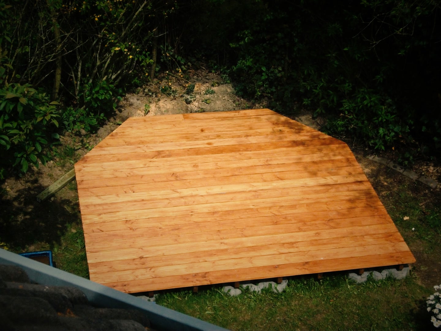 The finished deck from above