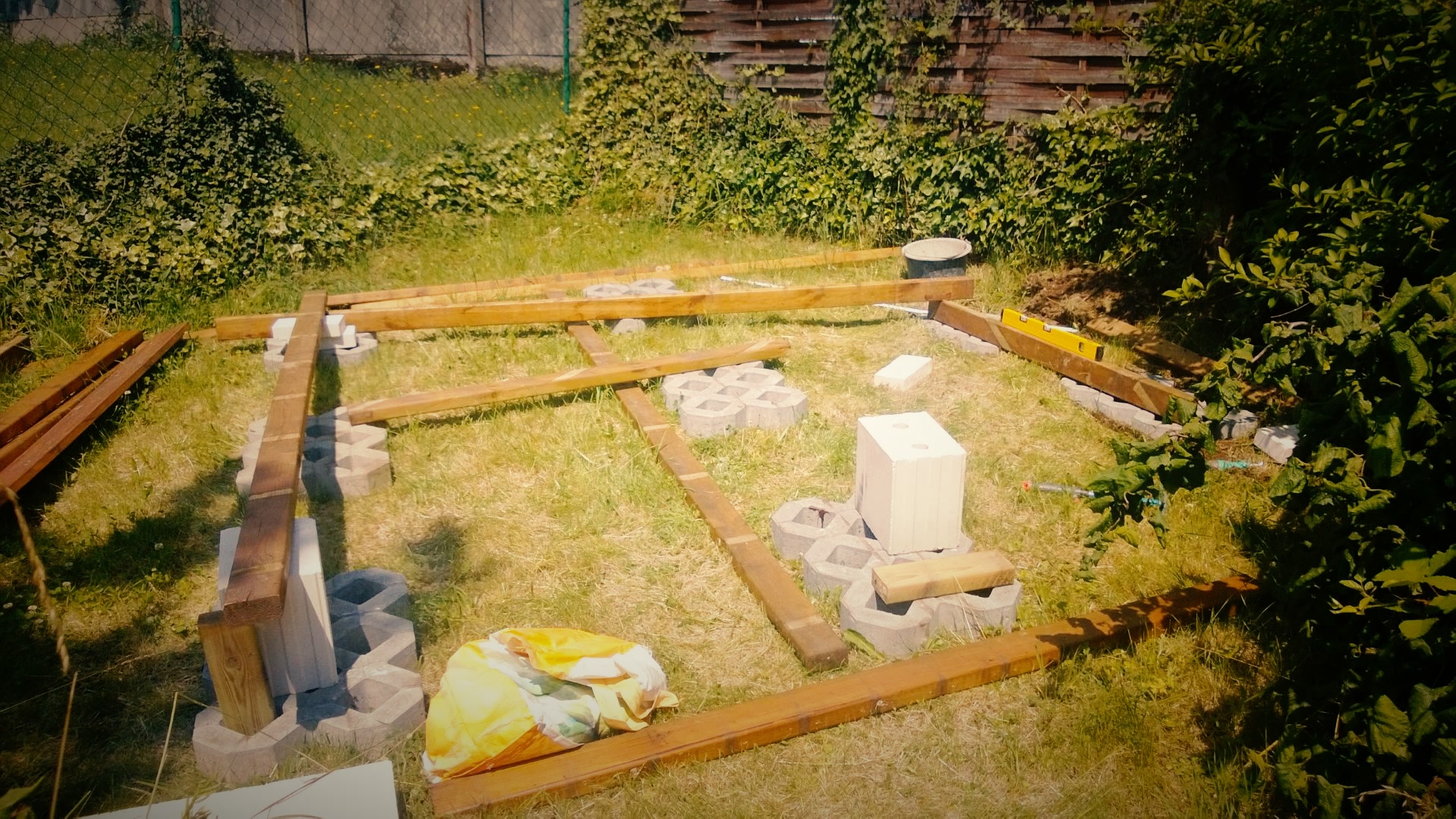 Blocks and frame